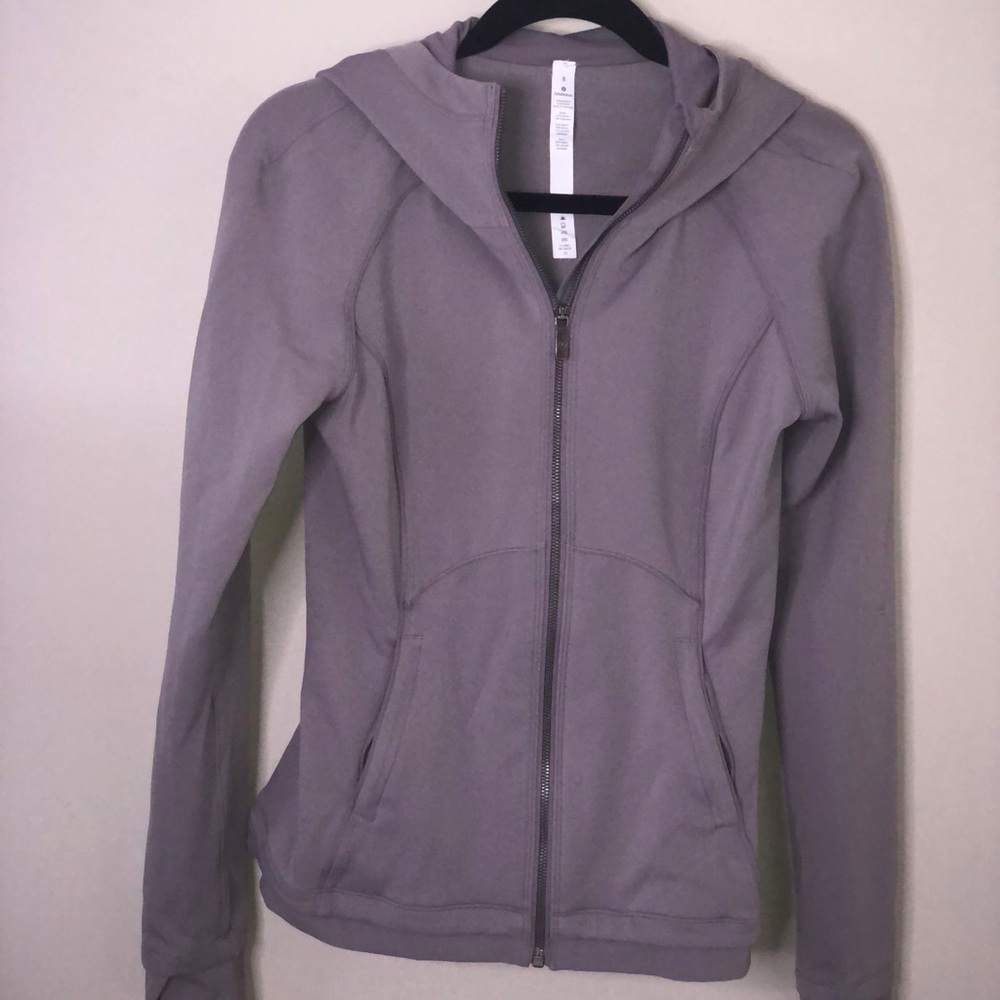Lululemon 🍋 Jacket - Picture 8 of 13